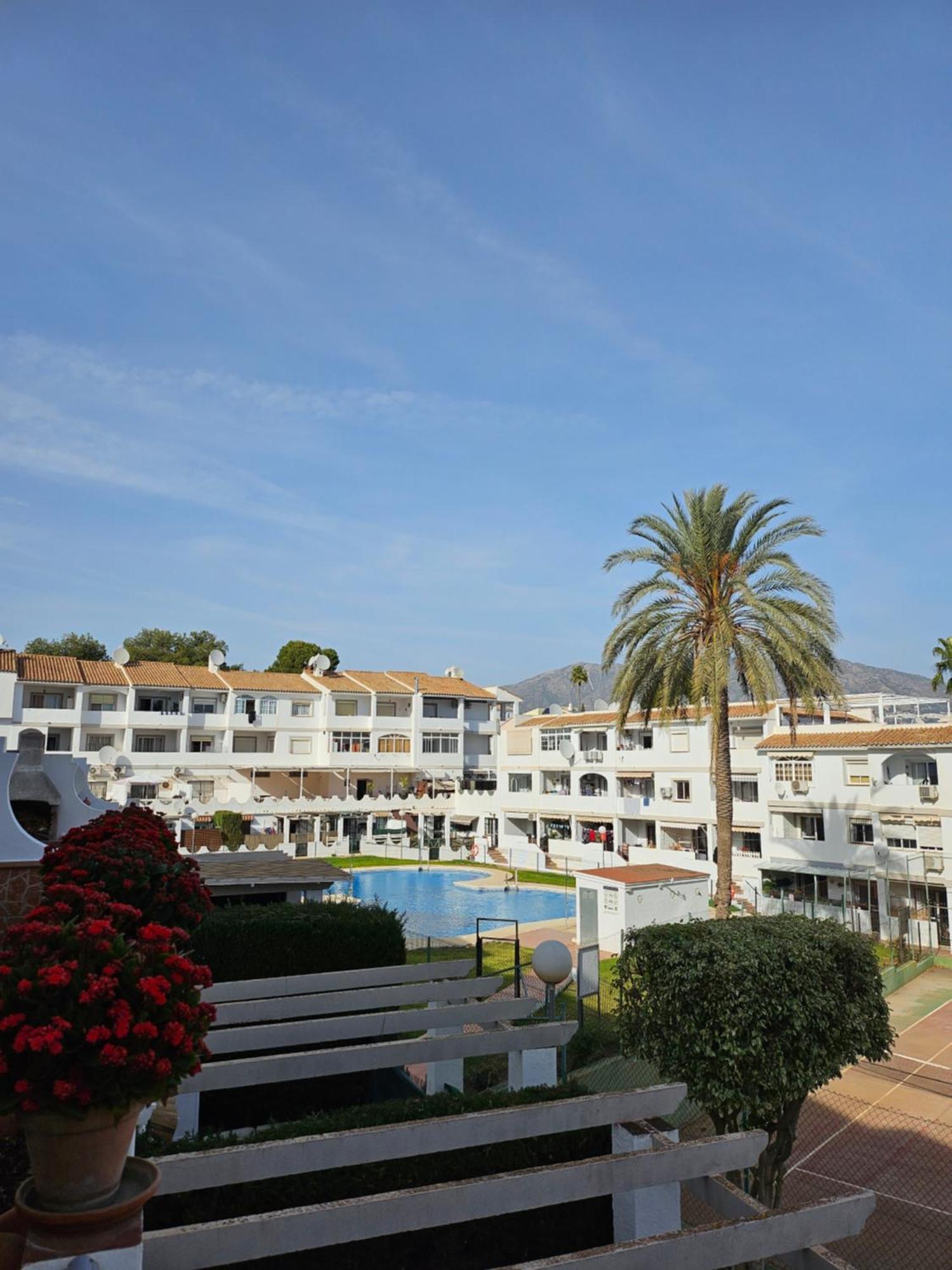 Apartamento En Mijas Con Terraza, Capacidad Para 5 Personas Con Piscina De Temporada مالقة المظهر الخارجي الصورة